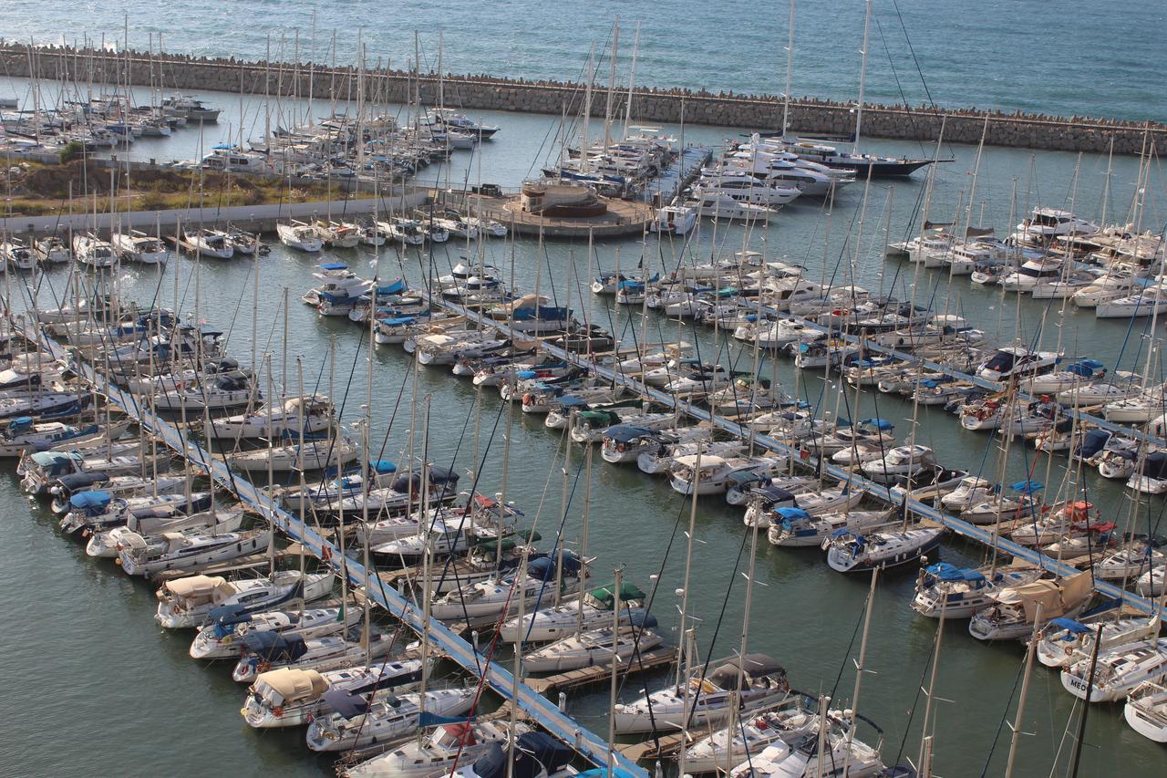 First Class Marina Herzlia Herzliya Exterior photo