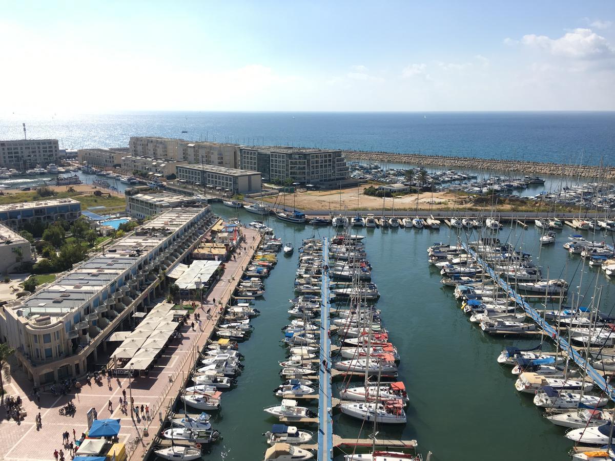 First Class Marina Herzlia Herzliya Exterior photo